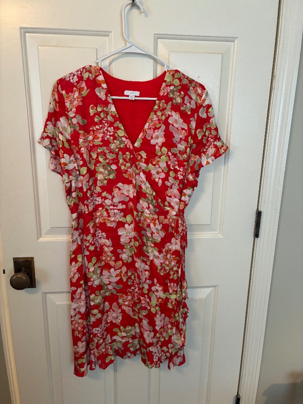 J. Jill Red Floral Wrap Summer  Ruffle Dress Size Medium Petite